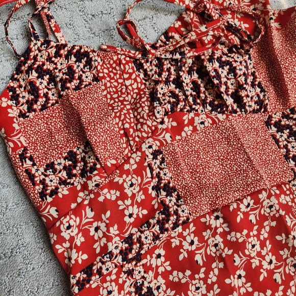 Toperth red floral dress with slit size Small - Picture 6 of 6